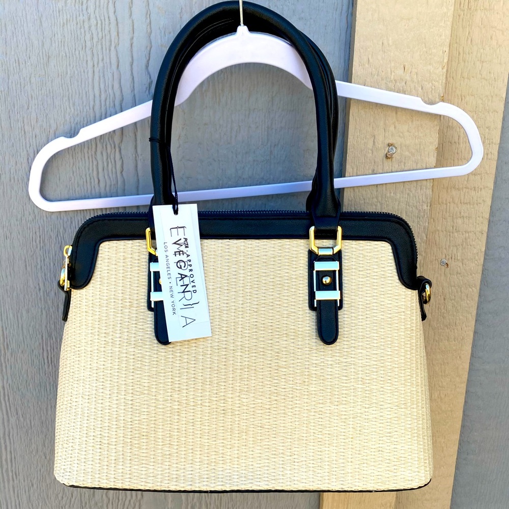 NWT❗️Vegan Boho straw Tan and black purse